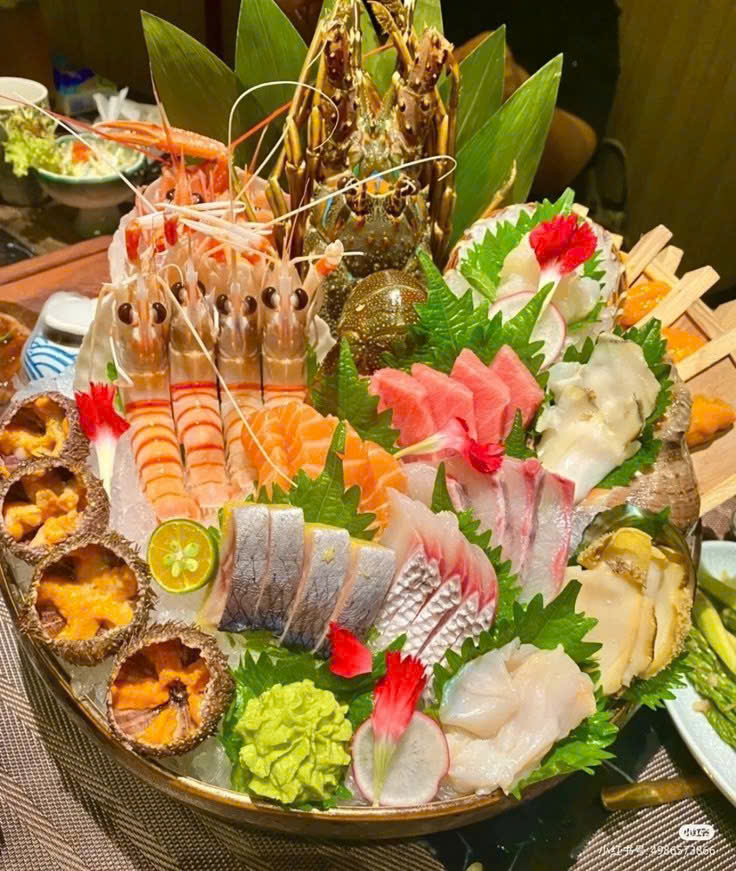 CÂU CHUYỆN GIA TỘC