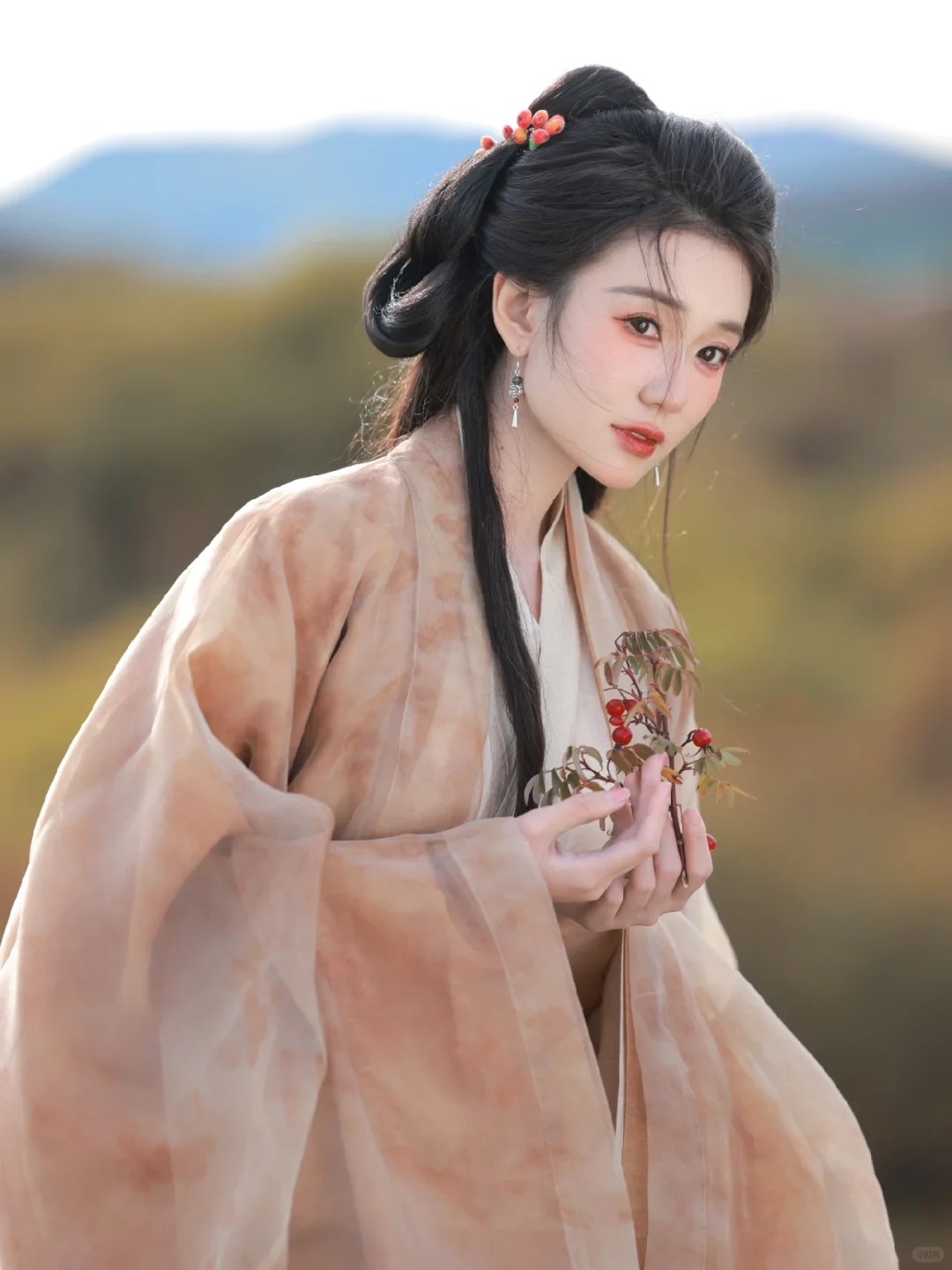 LƯU LY VỠ TAN