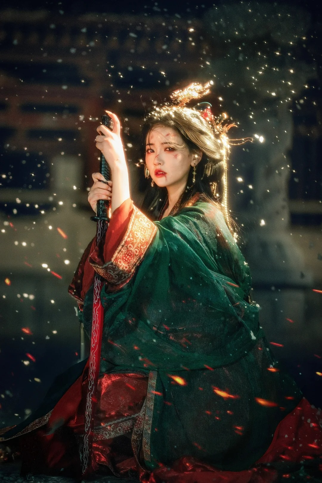 NỮ THẦN Y TÁI GIÁ