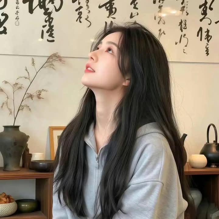 PHẢN DIỆN THẤT TÌNH VÀ CÔ EM GÁI TRỜI ĐÁNH