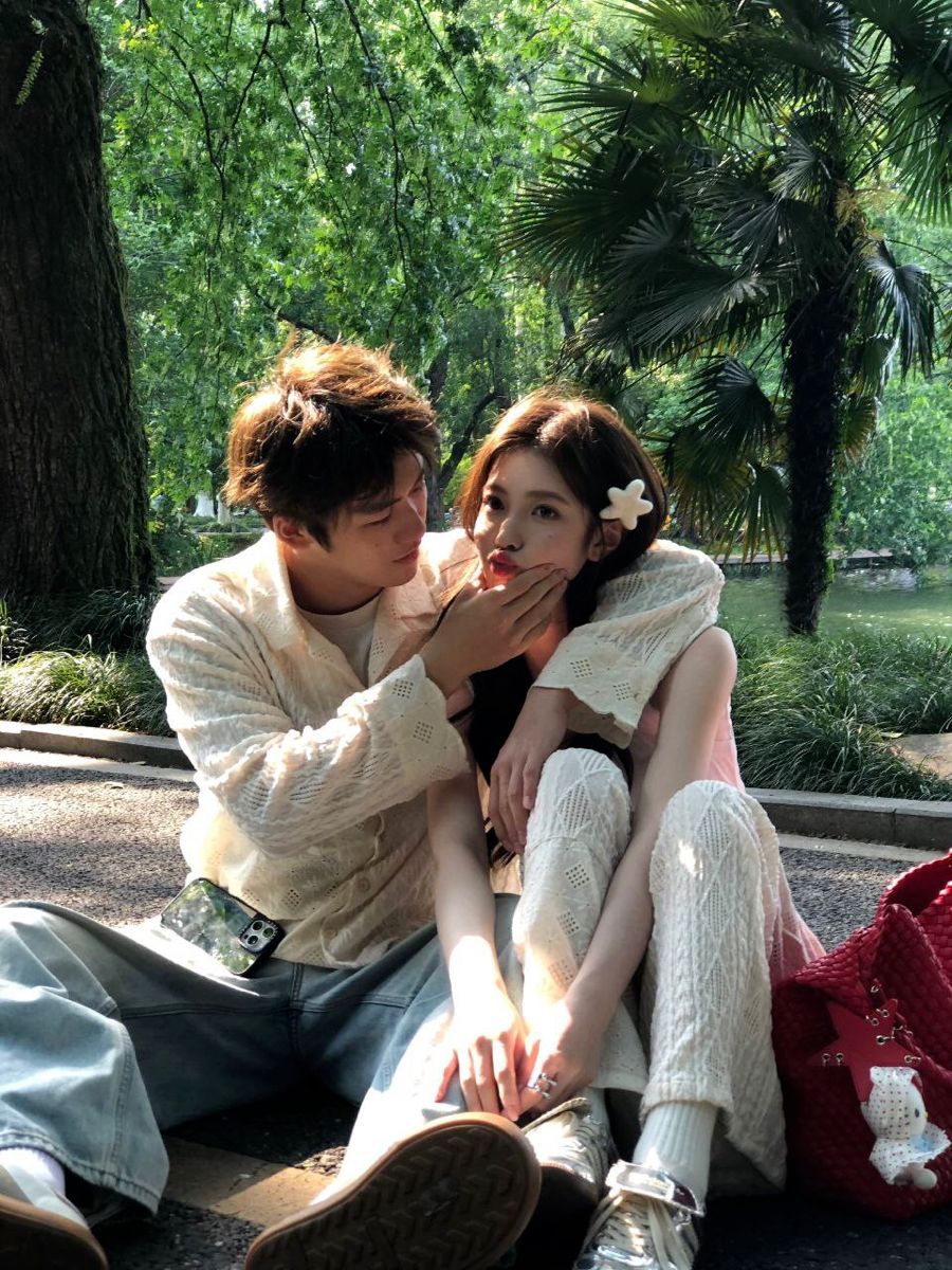 Tình đầu rực rỡ