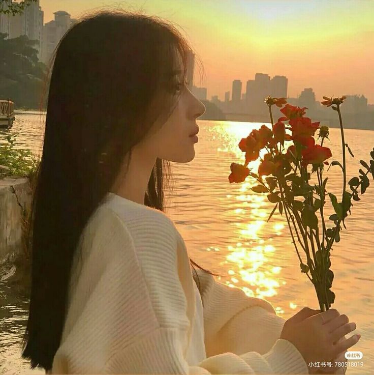 Từ Gót Giày Đến Vương Miện