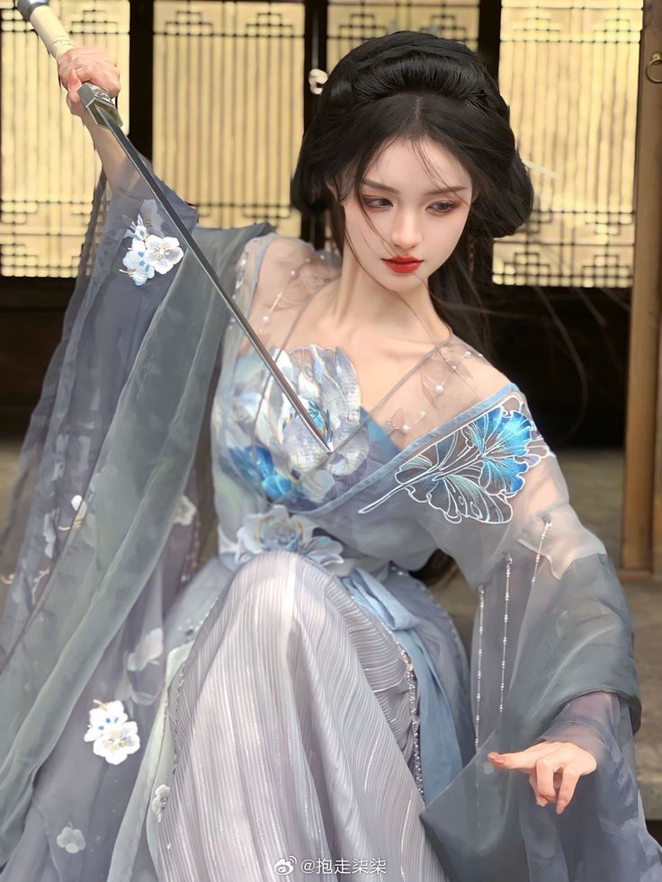 Vợ Lẽ Báo Thù Tra Nam