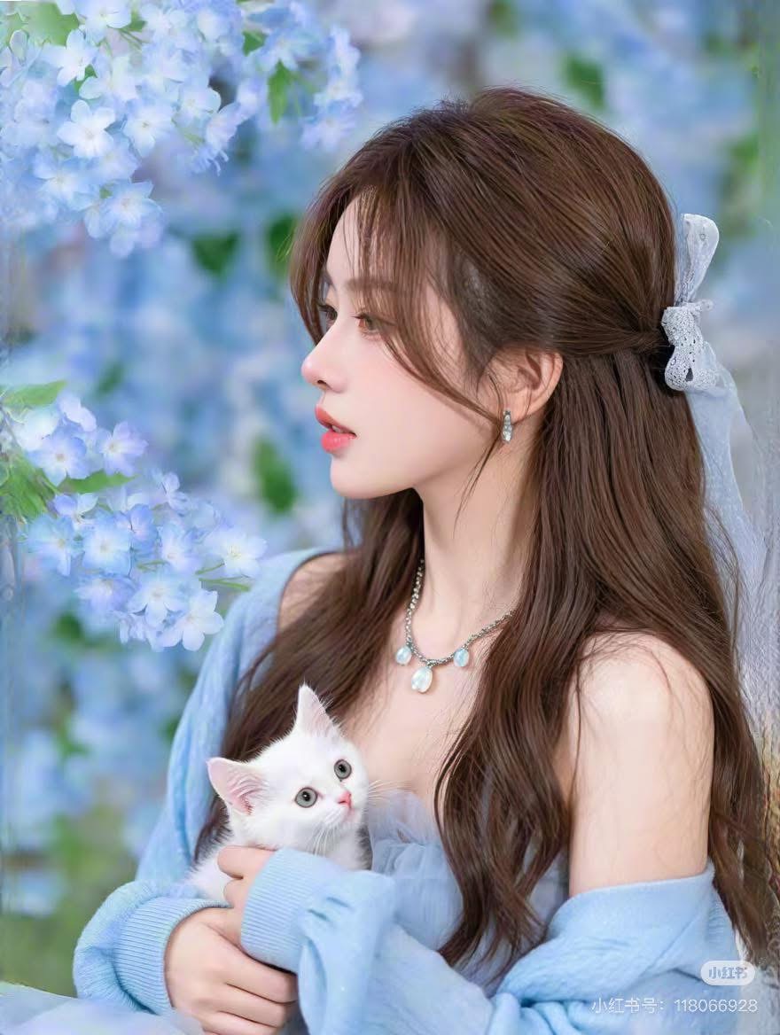 XUYÊN VÀO TRUYỆN BOYLOVE PHẢI LÀM SAO ĐÂY?